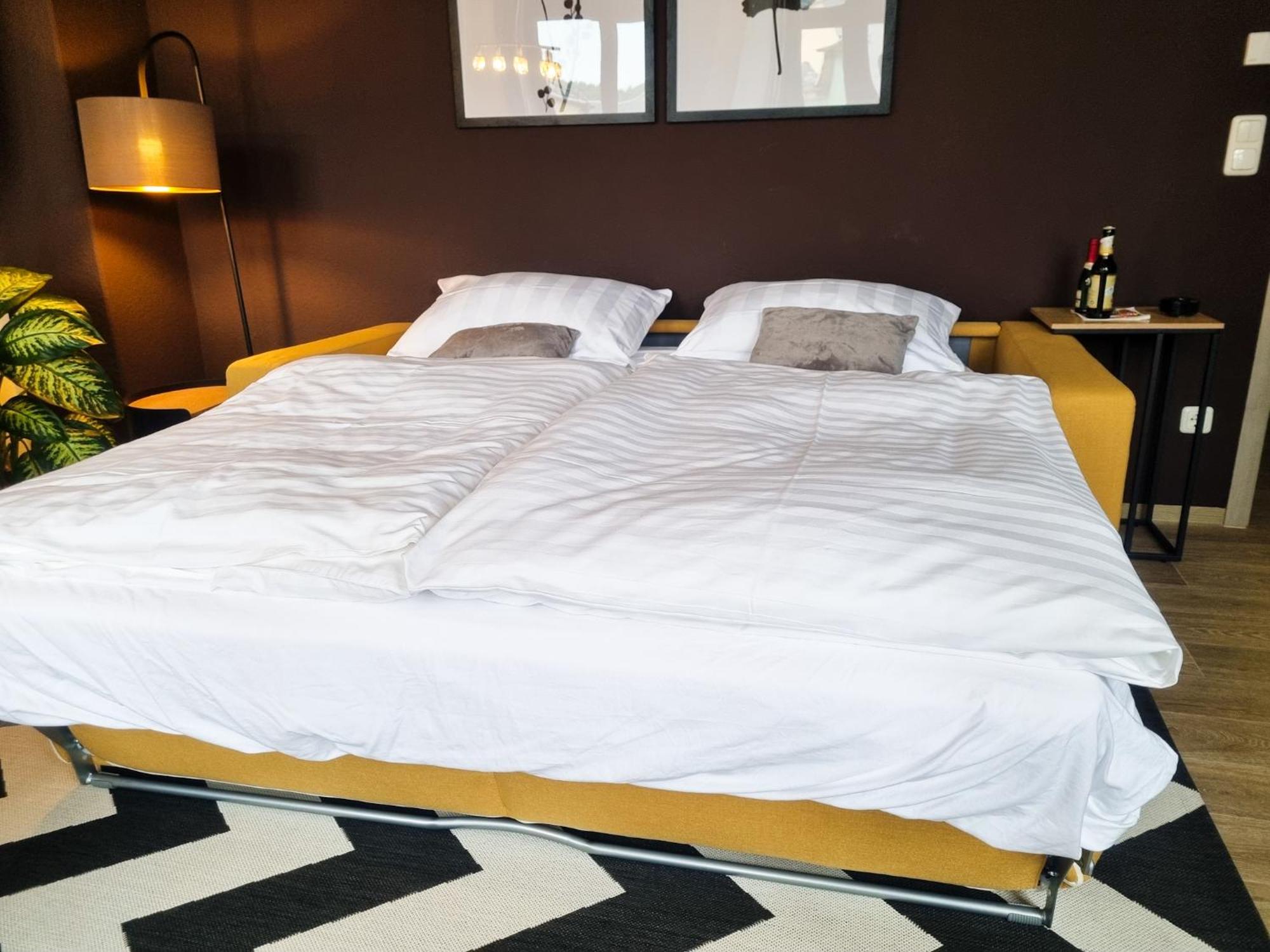 Maremar - Design Maisonette Altstadt - 4 Pers - 57Qm - Luxus Boxspringbett - Kueche - Arbeitsplatz - Privater Parkplatz Грайц Экстерьер фото